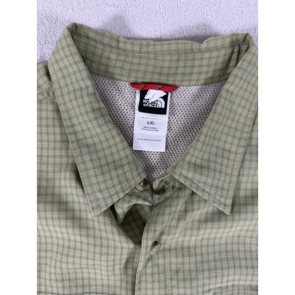 The North Face Plaid Hiking Shirt Men's L‎ Green Short Sleeve Button Up Outdoor